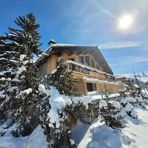 4* Отель Maisons De Montagne Le Samovar